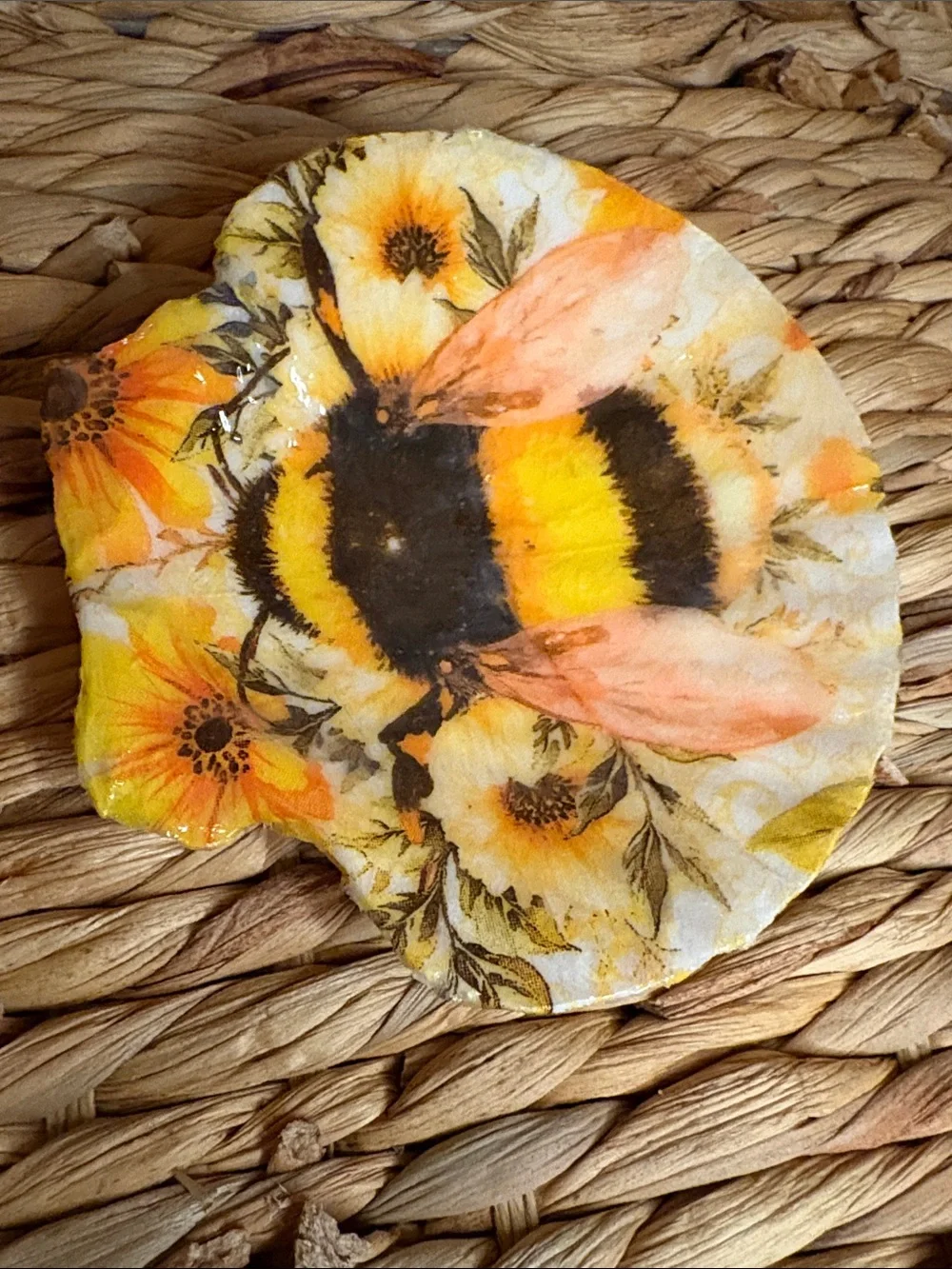 Hand Crafted Yellow & Black Bumblebee Floral Shell Accent Dish